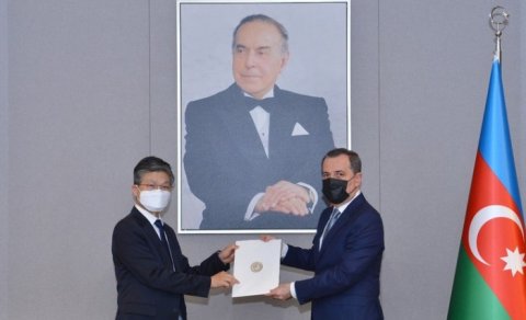 Nazir səfirlə bölgədəki vəziyyəti müzakirə etdi