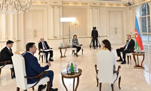 Prezident İlham Əliyev yerli televiziya kanallarına müsahibə verdi