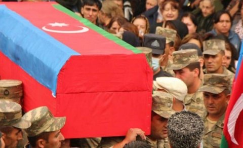 Azərbaycan Ordusunun həlak olan hərbçisi dəfn edildi - FOTOLAR
