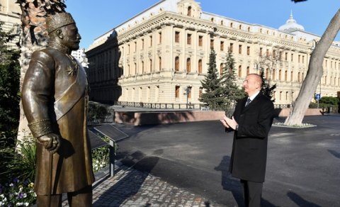 Prezident Hacı Zeynalabdin Tağıyevin abidəsinin açılışında iştirak etdi (FOTO/YENİLƏNİB)