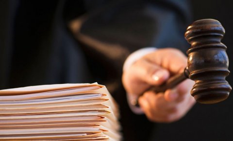 Məhkəmə “Gəncə işi”ndə təqsirləndirilən iki şəxslə bağlı qərar verdi
