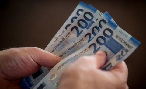 Bu şəxslərin maaşı ARTIRILDI