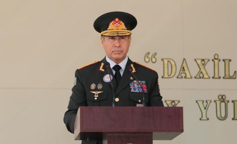 Vilayət Eyvazov daha bir generalı təqaüdə göndərdi