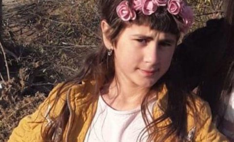 Tovuzda qətlə yetirilən 10 yaşlı Nərminin həmyaşıdı olan əmisi oğlu məhkəmədə ifadə verib