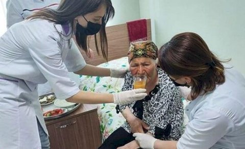 Qohumları tərəfindən zəncirlənən qadından xəbər var - FOTO