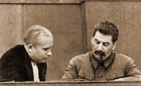 Oğluna görə Stalinin qarşısında diz çökən Xruşovun qisas əməliyyatı - Nə baş vermişdi?