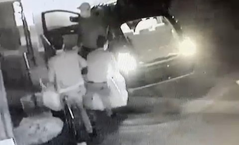 Bakıda dostlarının evinə qonaq gedən şəxslərin bu əməli polisi hərəkətə keçirdixa0 (FOTOLAR)