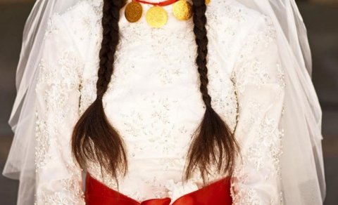 Azərbaycanda 13 yaşlı qız ərə verilib? - AÇIQLAMA