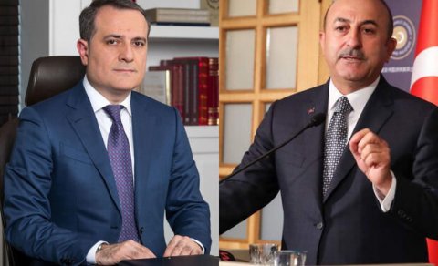 Ceyhun Bayramovla Çavuşoğlu telefonla danışdı