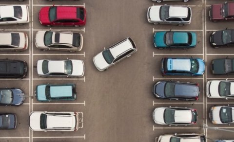 Deputat BNA-nı tənqid edib: “3-5 nəfər düşür yola orda çəkir, burda çəkir”