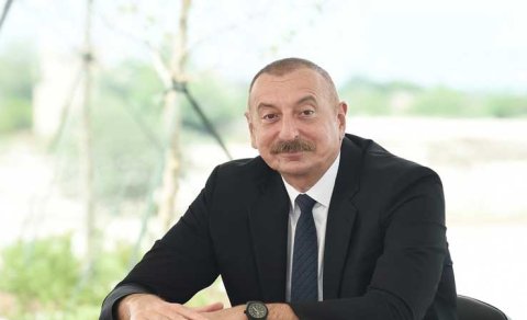 Prezidentdən Gənclər Günü ilə bağlı paylaşım - FOTO