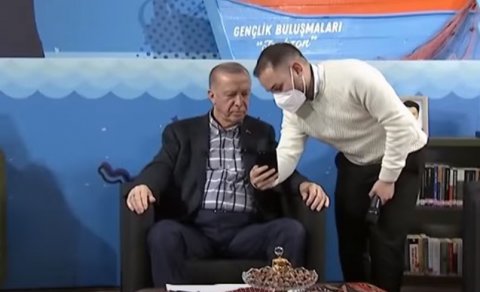Ərdoğanla adaşı arasında maraqlı söhbət - VİDEO