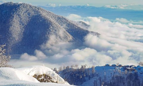 Ordubada 46 sm qar yağdı