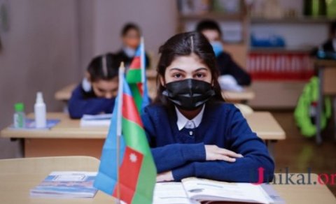 İki məktəbdə əyani dərslər bərpa edildi