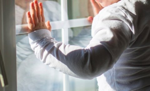 Yevlaxda üç yaşlı uşaq faciəvi şəkildə öldü