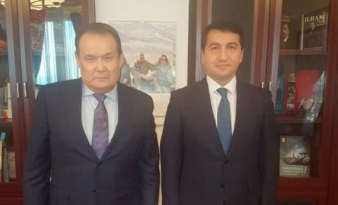Hikmət Hacıyev Bağdad Amreyevlə görüşdü - FOTO