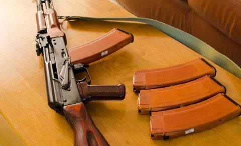 Sumqayıt sakinində avtomat aşkarlandı