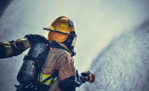 Bakıda park yanğın söndürüldü - VİDEO (YENİLƏNİB)