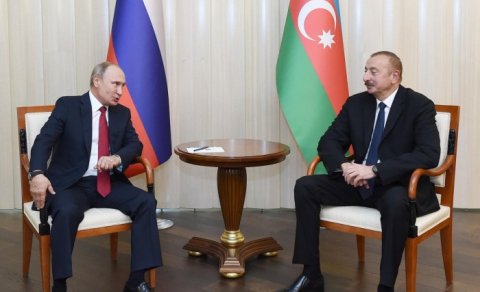 İlham Əliyevlə Putin arasında təkbətək görüş başladı