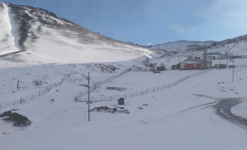 Şimal bölgəsinə 29 sm-dək qar yağdı - FOTO