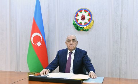 Baş nazir Ukraynadakı hadisələrdən DANIŞDI
