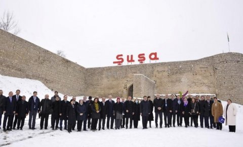 Hikmət Hacıyev Şuşadan paylaşım etdi