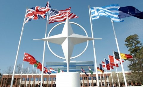 NATO-nun Ukrayna ilə bağlı iclası başladı