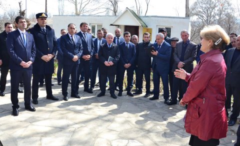 Seymur Orucov Ermənistanla sərhəddə Tatlı kəndində vətəndaşlarla görüşdü