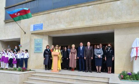 Paytaxt məktəbində şəhidin büstünün açılış mərasimi keçirildi - FOTO