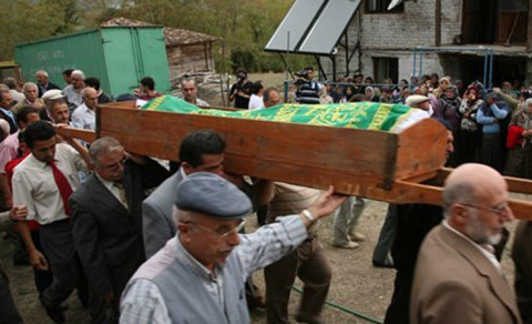 Bakıda ölü yuma və cənazə daşıma şirkəti: Qiymətlər neçəyədir?