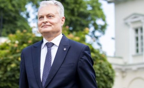 Litva Prezidenti Azərbaycana rəsmi səfərə gəldi