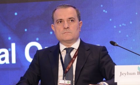 Ceyhun Bayramov Bolqarıstana getdi