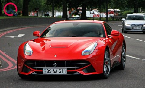 Bakıda AA seriyalı “Ferrari”nin sahibi buna görə cərimələndi