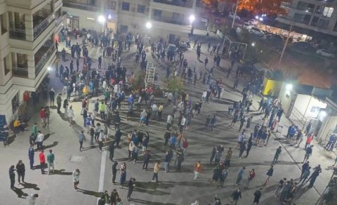 İzmirdə zəlzələ olub: Xəsarət alanlar var - FOTO