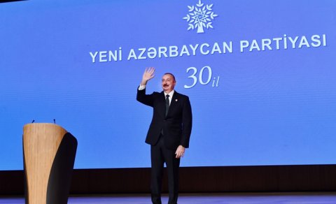 YAP-ın 30 illiyi keçirildi: Prezident çıxış etdi - FOTOLAR