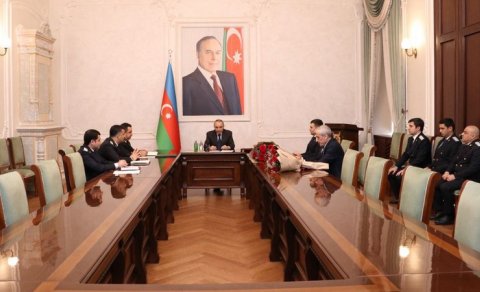 Baş Prokurorluğun iki vəzifəli şəxsi təqaüdə göndərildi - FOTO