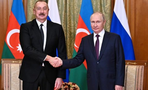 Putin İlham Əliyevə zəng etdi