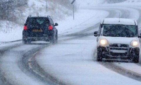 Qarlı hava davam edəcək, yollar buz bağlayacaq