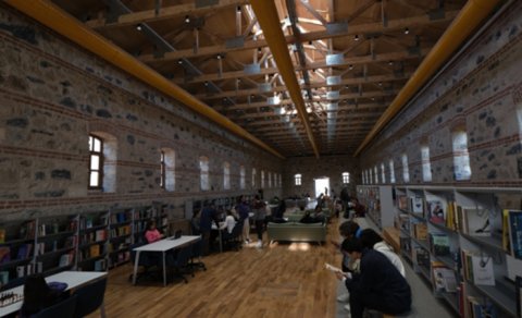 İstanbulun ən böyük kitabxanası açıldı