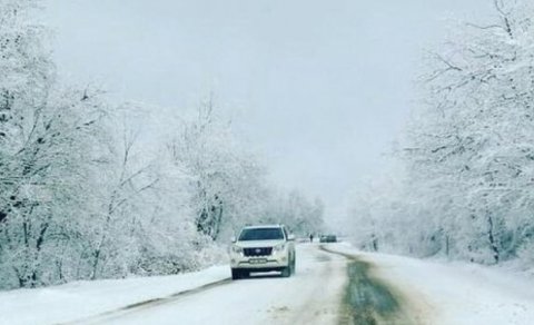 Dağlıq və dağətəyi rayonlarda yollar buz bağlayacaq