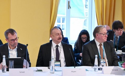 Prezident Münhendə dəyirmi masada iştirak etdi - FOTO/YENİLƏNİB