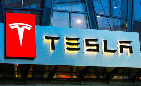 “Tesla” dəmir əsaslı batareyalardan istifadə edəcək
