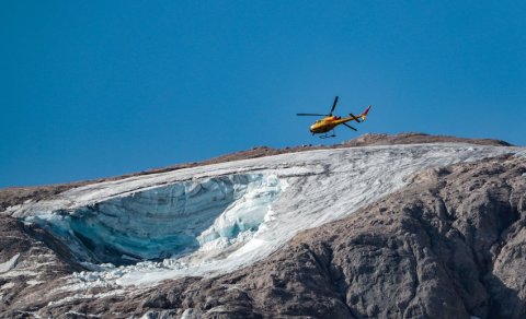 Alp dağlarında qar uçqunu nəticəsində ölənlərin sayı 6 nəfərə çatıb