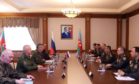 Zakir Həsənov sülhməramlıların yeni komandanını qəbul etdi