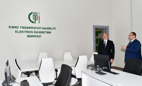 Prezident nazirliyin yeni inzibati binasının açılışında iştirak edib - FOTOLAR