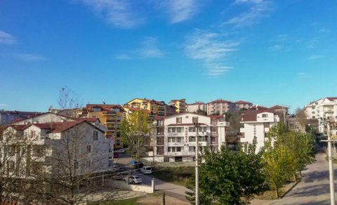 Türkiyə hökuməti mənzil böhranını həll etmək üçün boş evlərin vergisini artırır