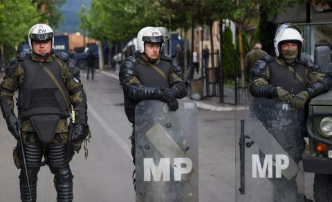Sülhməramlıların iki zabiti qadın hərbçiyə görə dalaşdı