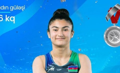 Azərbaycanın yeniyetmə güləşçisi Avropa çempionatında tarixi medal qazandı