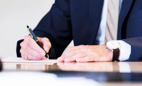 Naxçıvan Təhsil Nazirliyinin Aparat rəhbəri işdən çıxarıldı