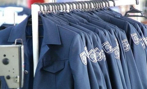 Yeni məktəbli geyimləri artıq satışda - Qiymətlər